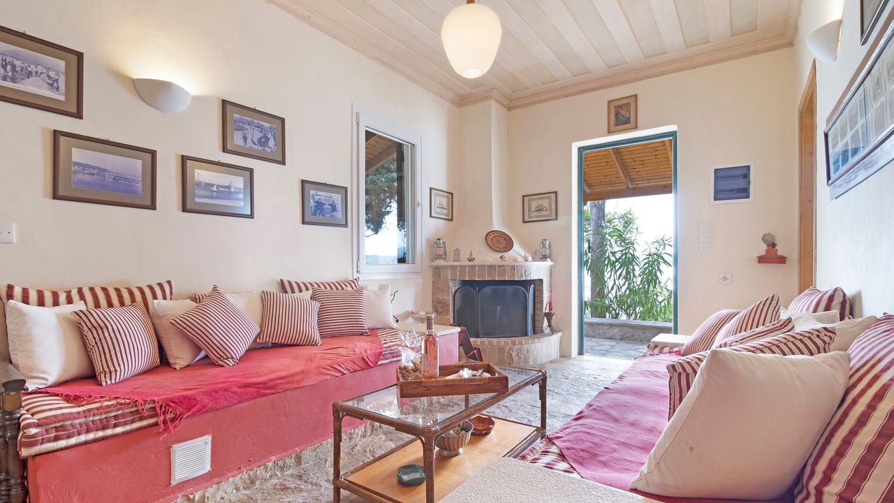 Photo of Livingroom in Perigiali