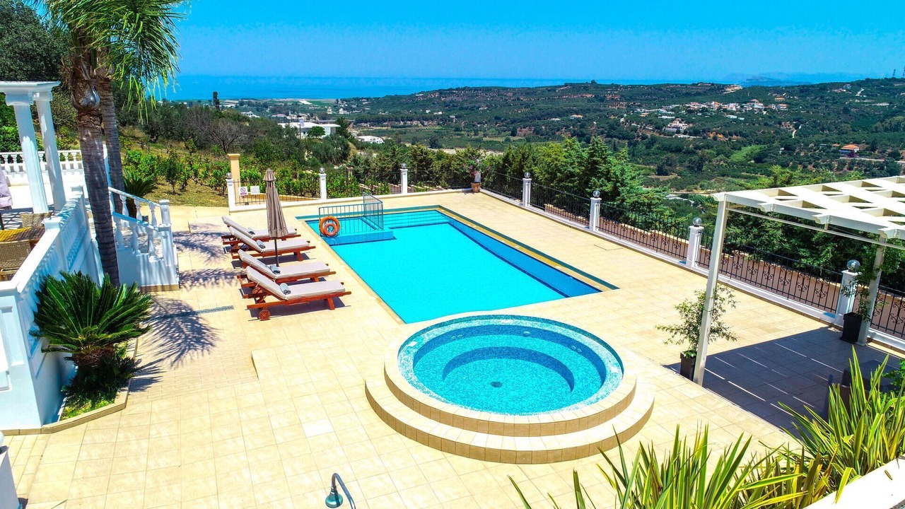 Photo of Outdoor in Polemarchi