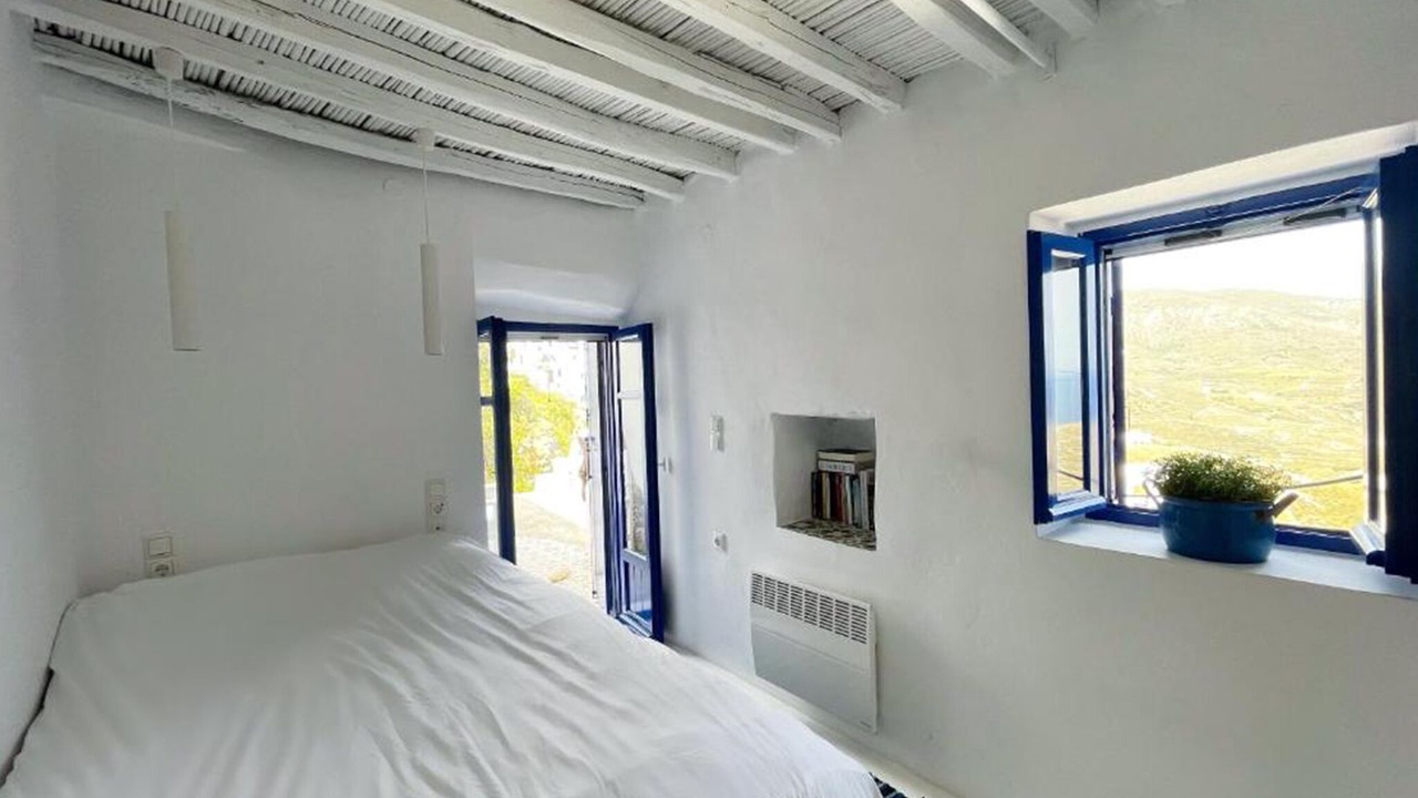 Photo of Bedroom in Serifos