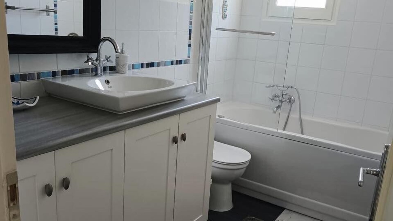 Photo of Bathroom in Chalikounas