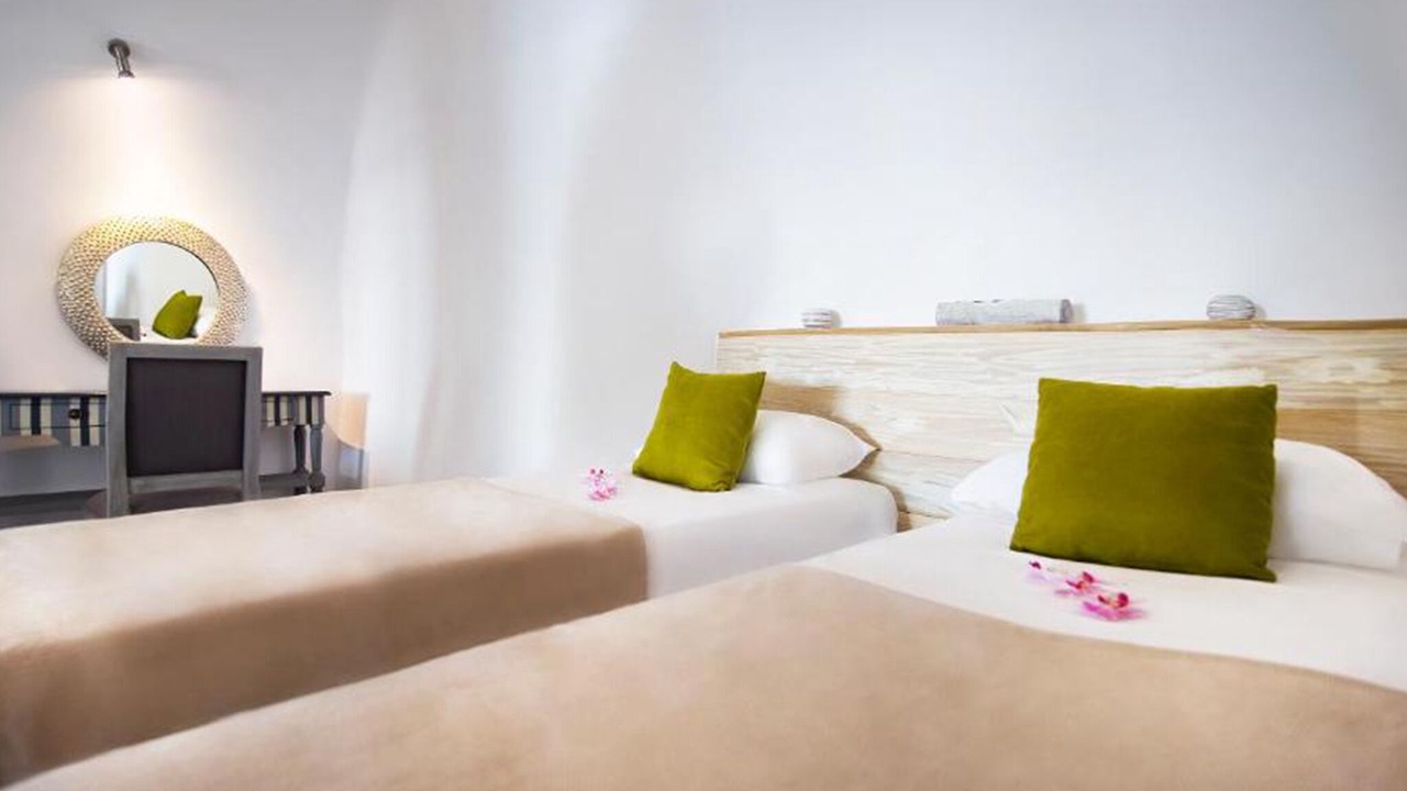 Photo of Bedroom in Oia