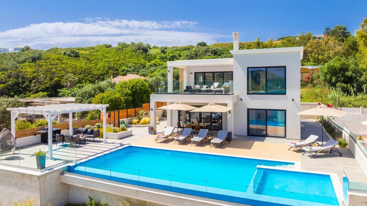 Photo of Outdoor in Agios Stefanos Avliotes