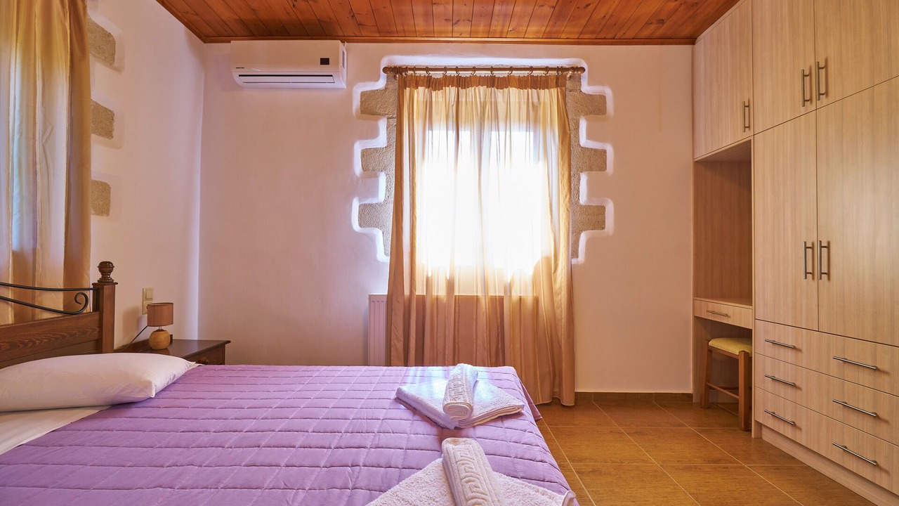 Photo of Bedroom in Xirokampi