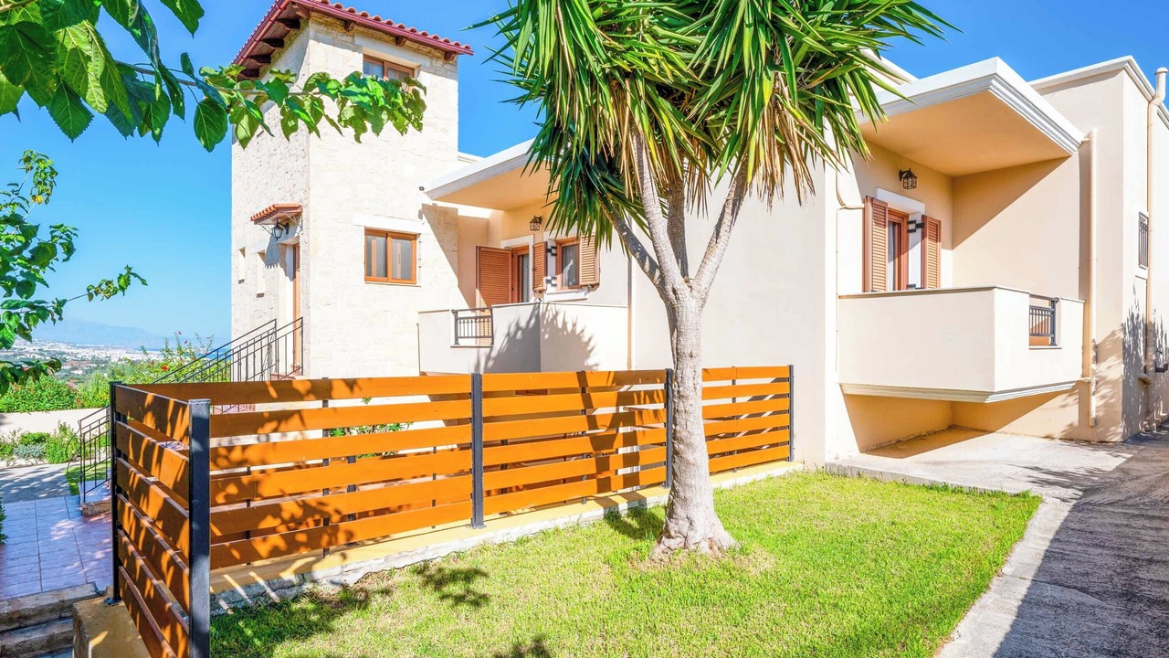 Photo of Outdoor in Adelianos Kampos