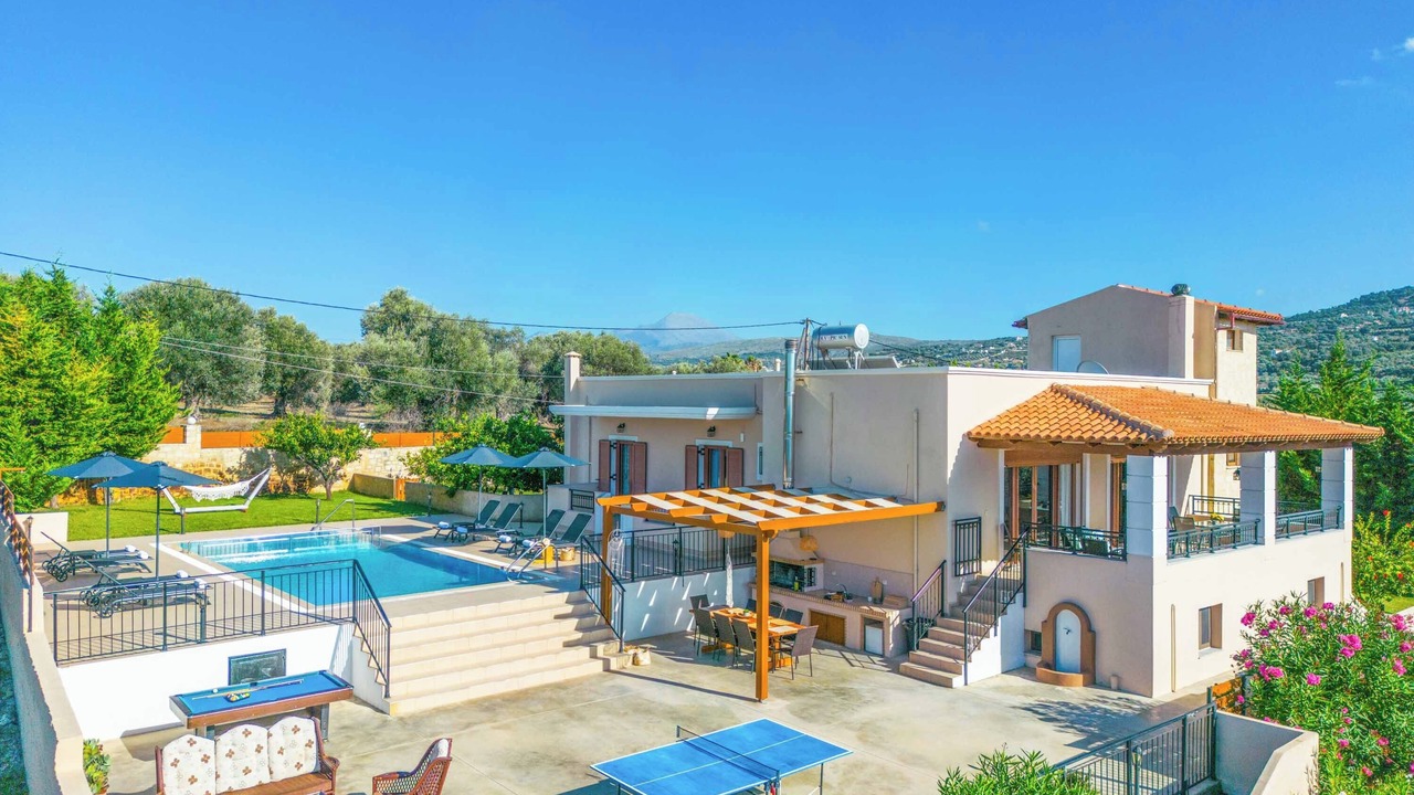 Photo of Outdoor in Adelianos Kampos