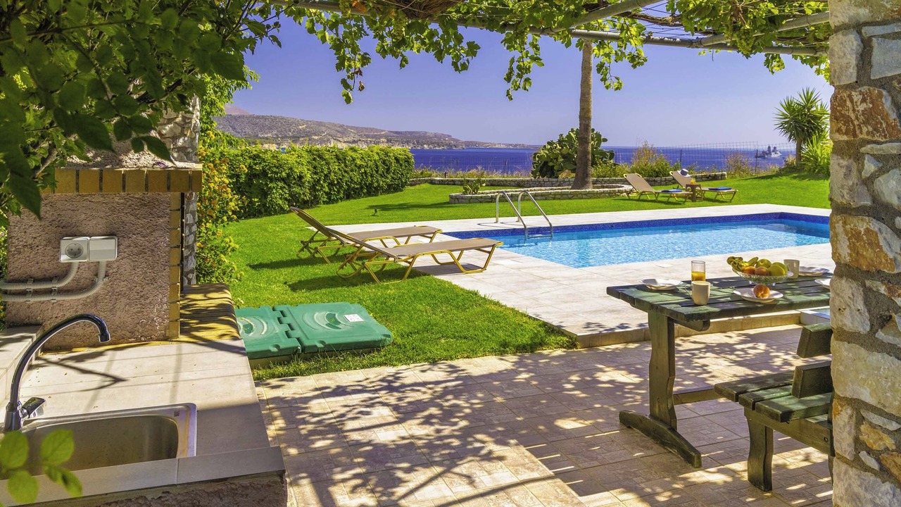 Photo of Outdoor in Kalamion