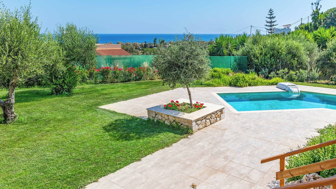 Photo of Outdoor in Adelianos Kampos