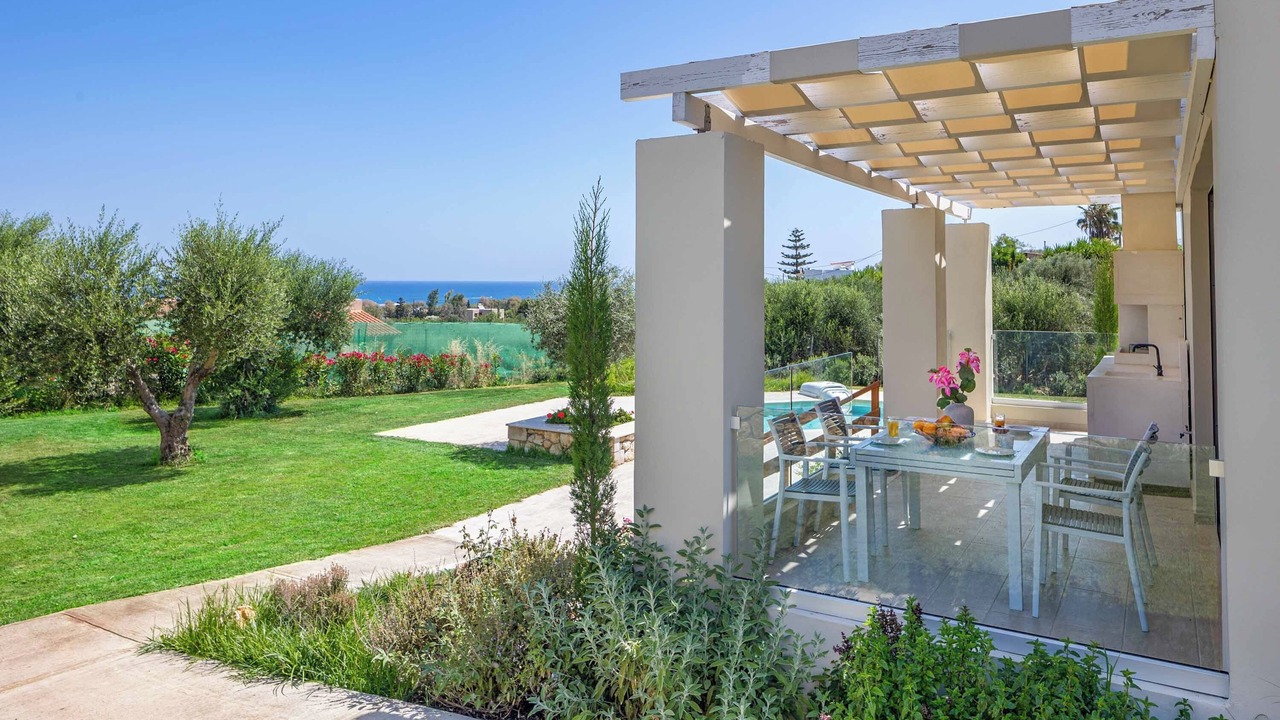 Photo of Outdoor in Adelianos Kampos