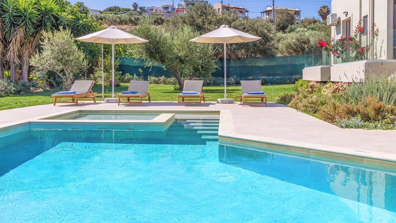 Photo of Outdoor in Adelianos Kampos