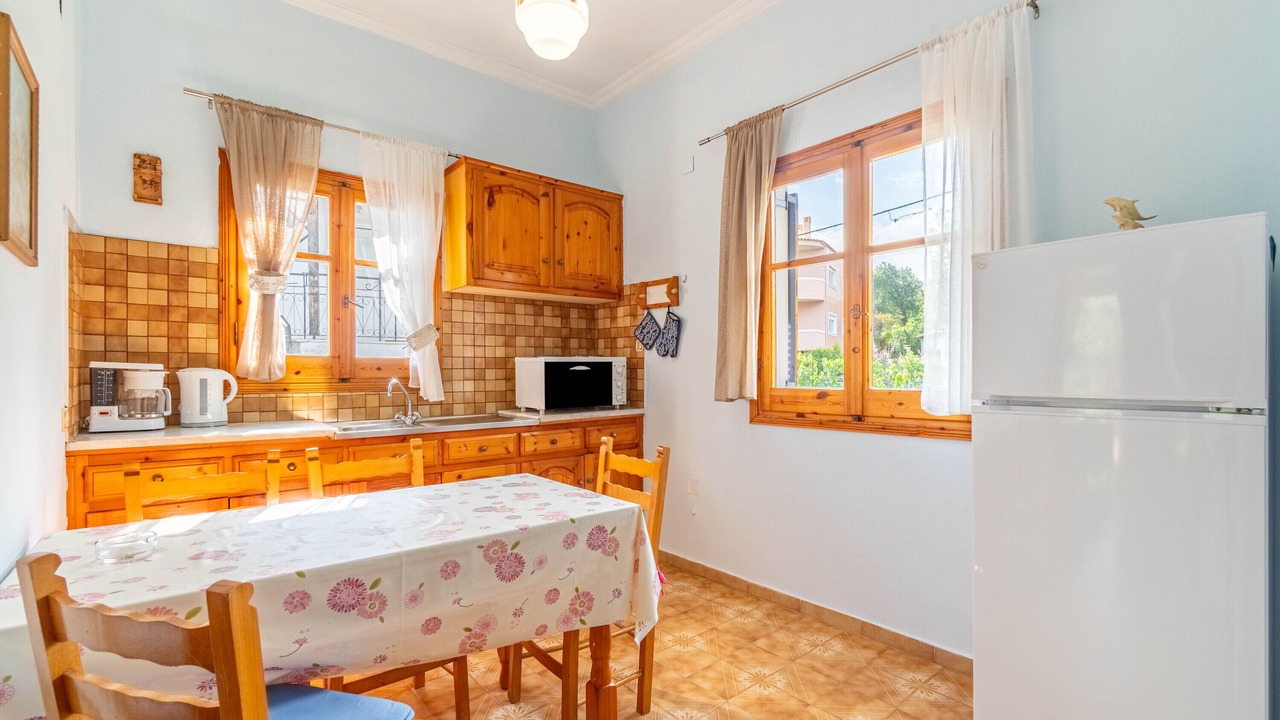 Photo of Kitchen in Kato Korakiana