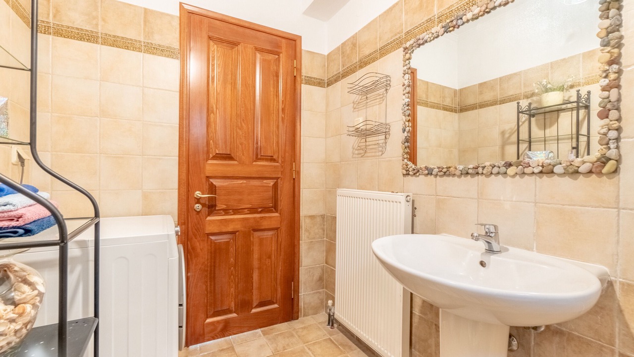 Photo of Bathroom in Arillas