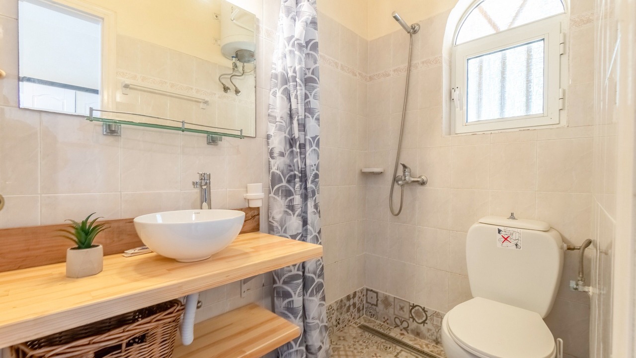 Photo of Bathroom in Agia Pelagia Chlomou