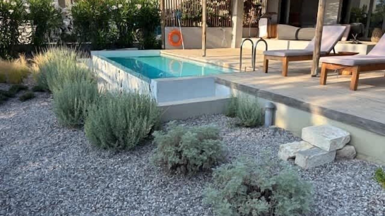 Photo of Outdoor in Pogonia
