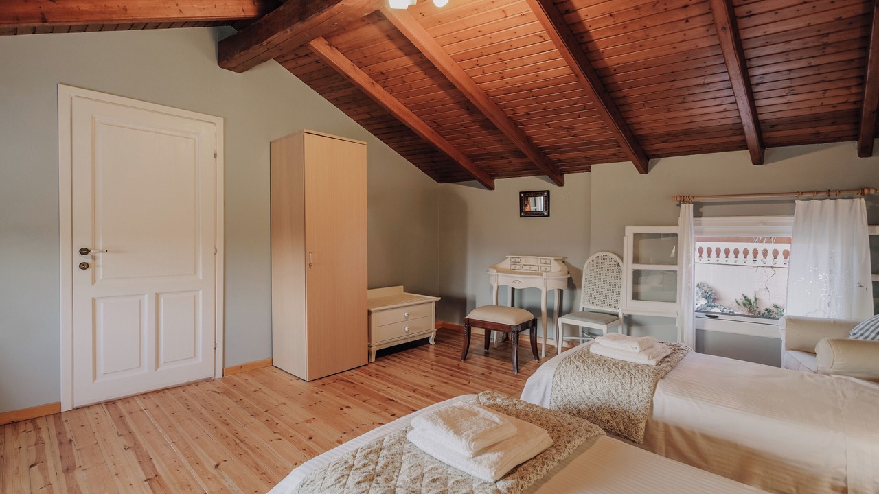 Photo of Bedroom in Makrata