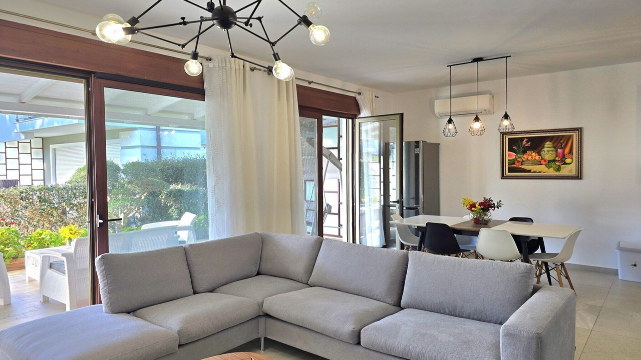 Photo of Livingroom in Ishem
