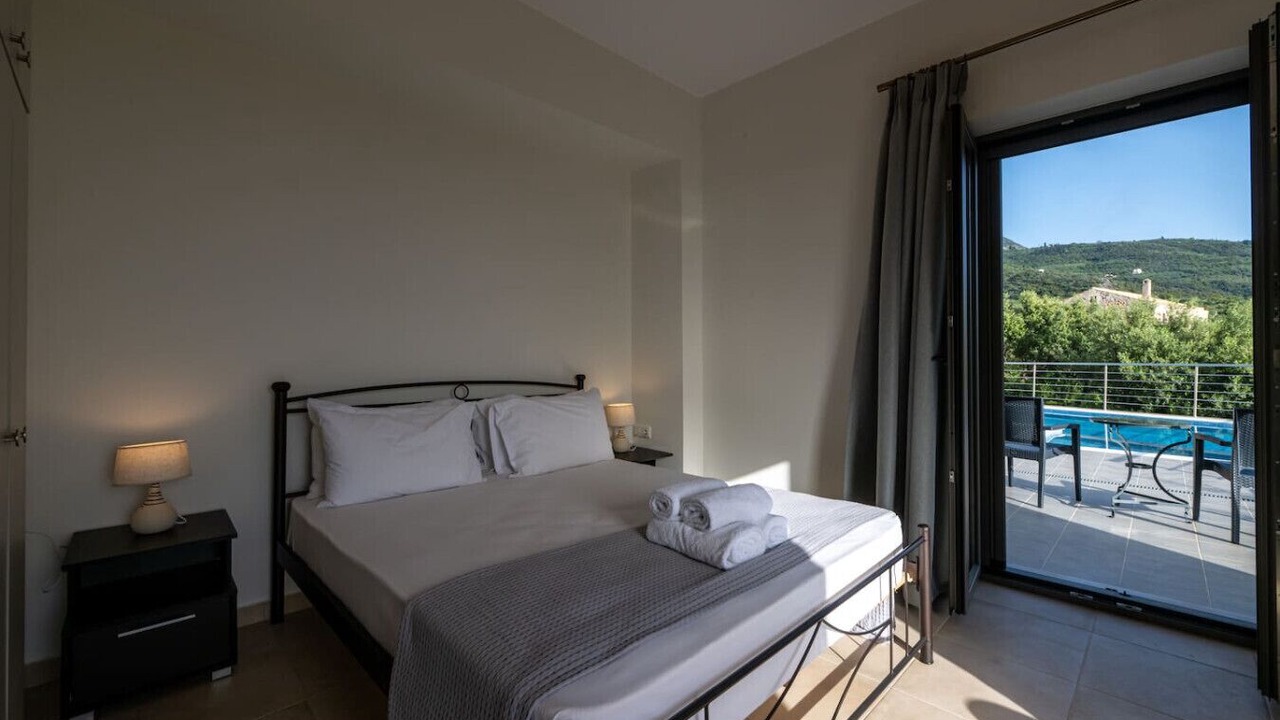 Photo of Bedroom in Lefktron