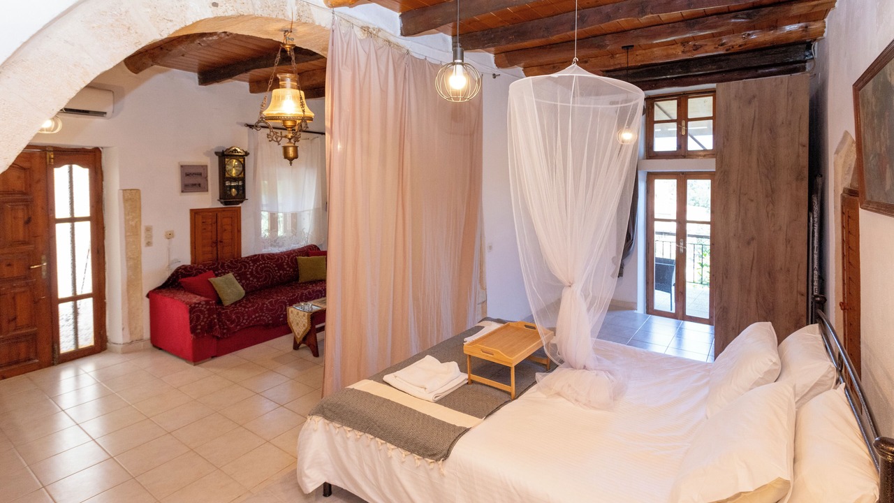 Photo of Bedroom in Maroulas