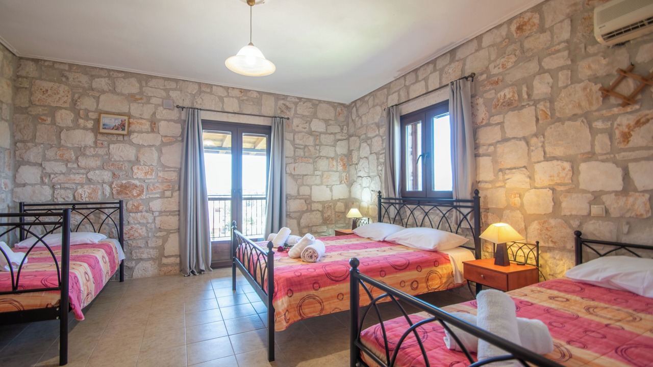 Photo of Bedroom in Ano Vasilikos