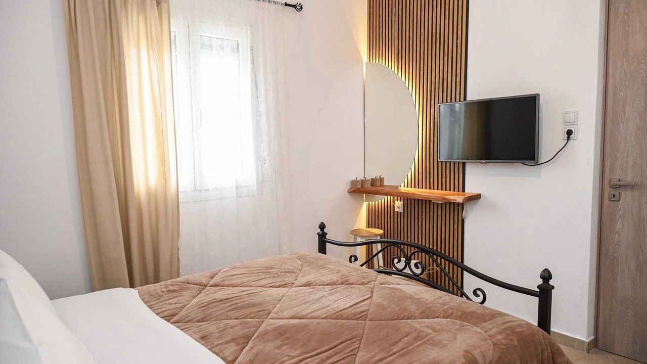 Photo of Bedroom in Milos