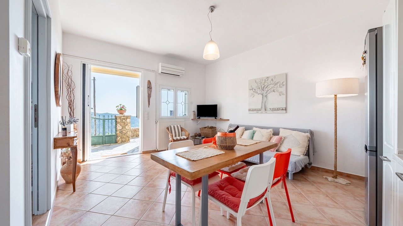 Photo of Livingroom in Benitses