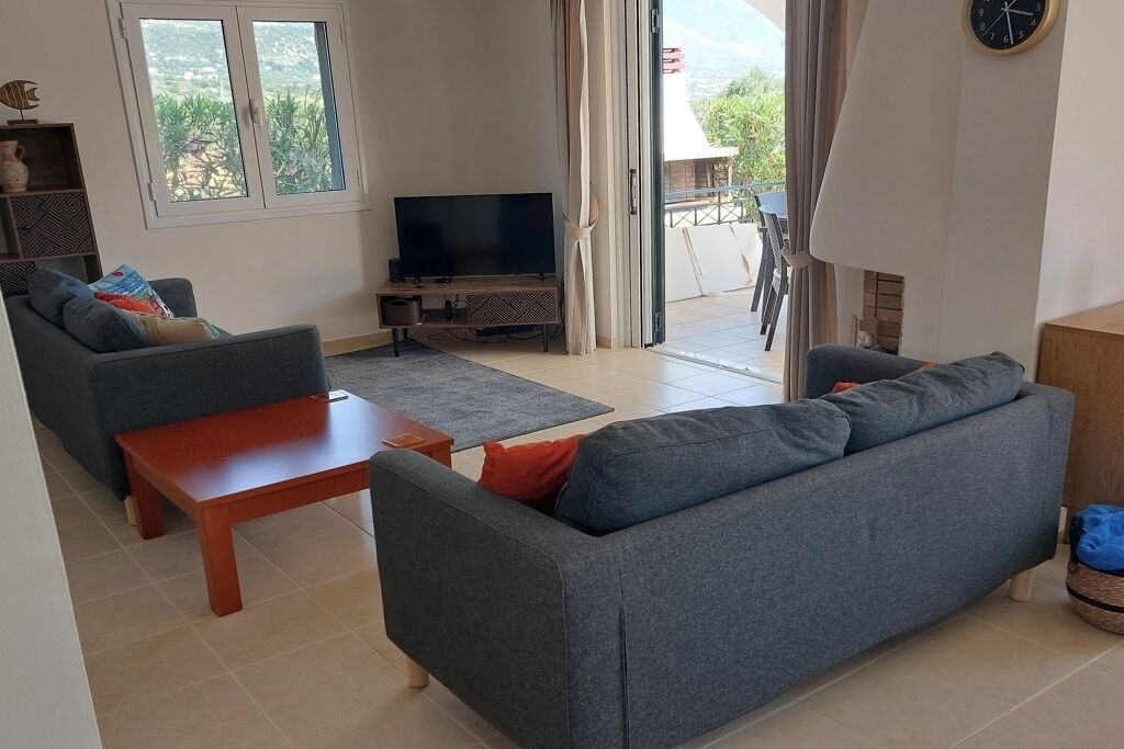 Photo of Livingroom in Karavados