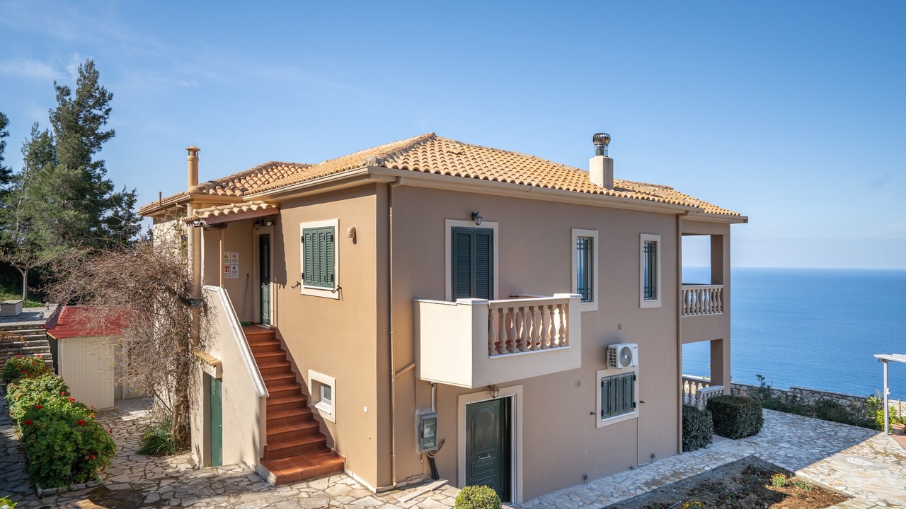 Photo of Outdoor in Evgiros