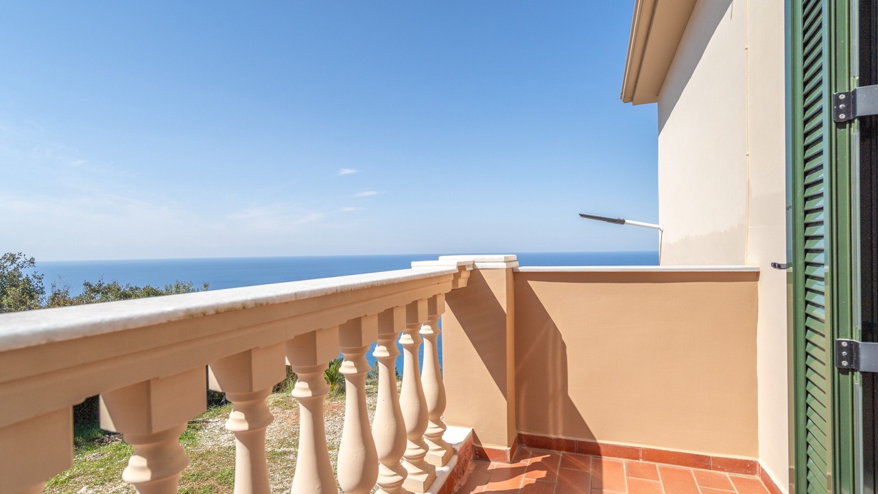 Photo of Outdoor in Evgiros