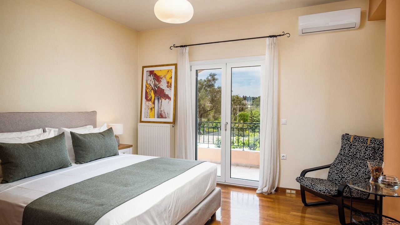 Photo of Bedroom in Melikia
