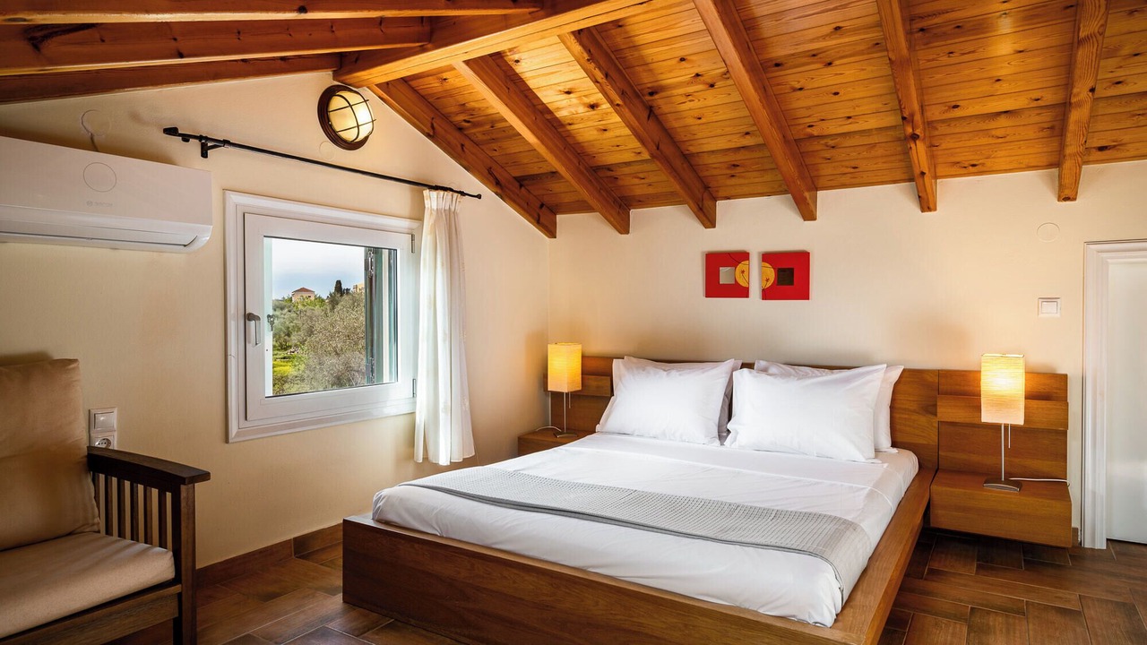 Photo of Bedroom in Melikia