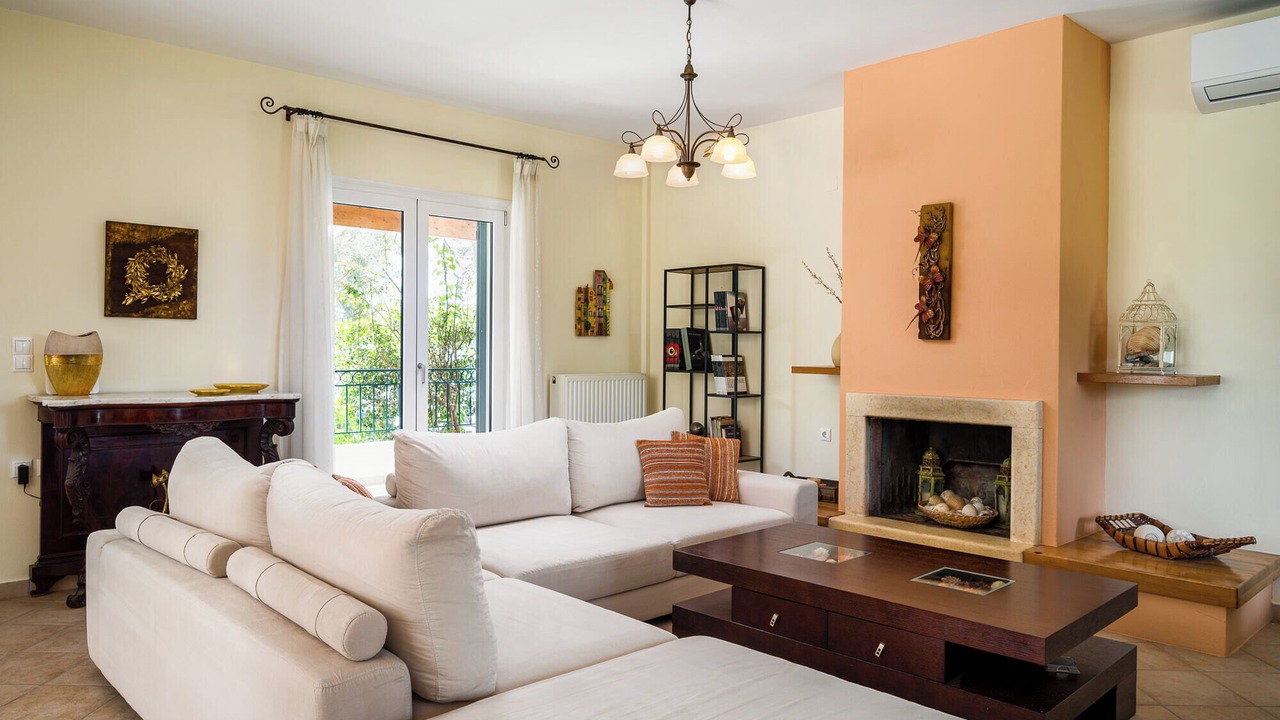 Photo of Livingroom in Melikia