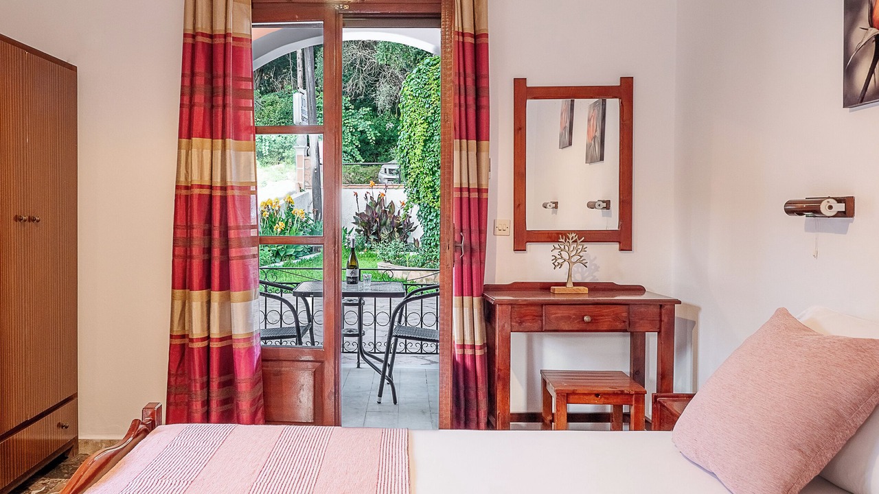 Photo of Bedroom in Agios Georgios Pagon