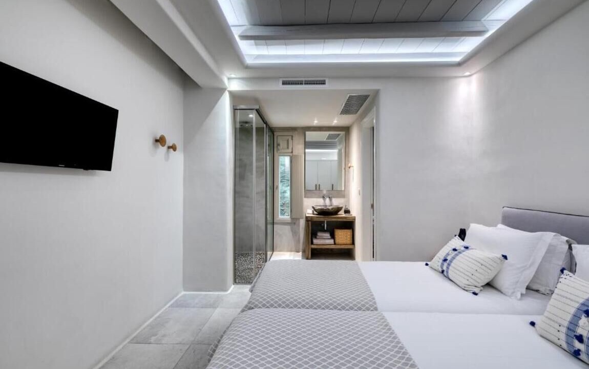 Photo of Bedroom in Tourlos
