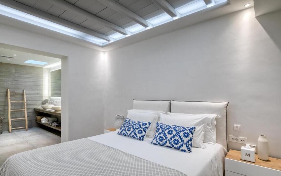 Photo of Bedroom in Tourlos