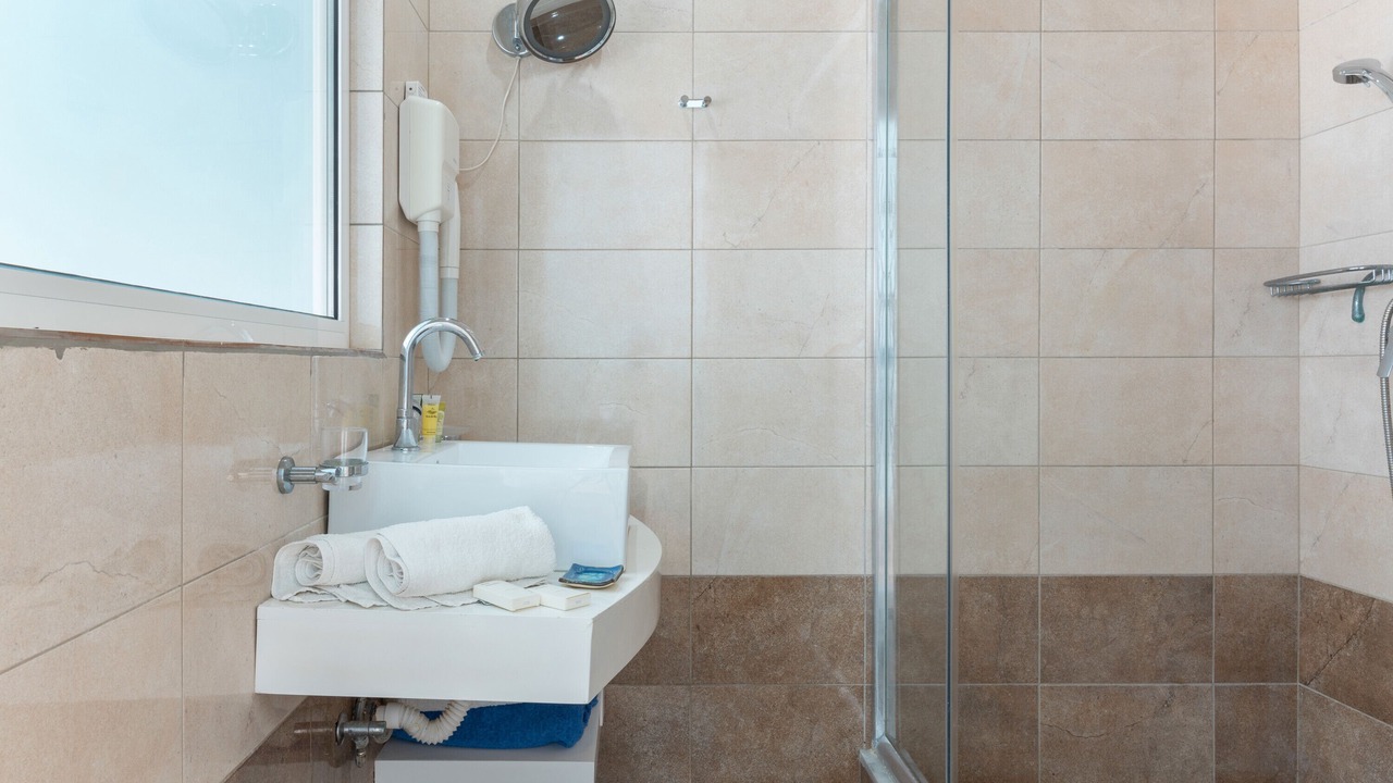 Photo of Bathroom in Mirties