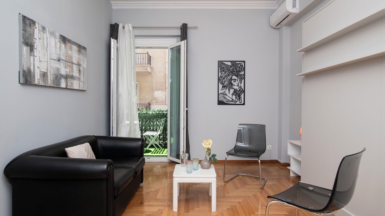 Photo of Livingroom in Athens City Centre