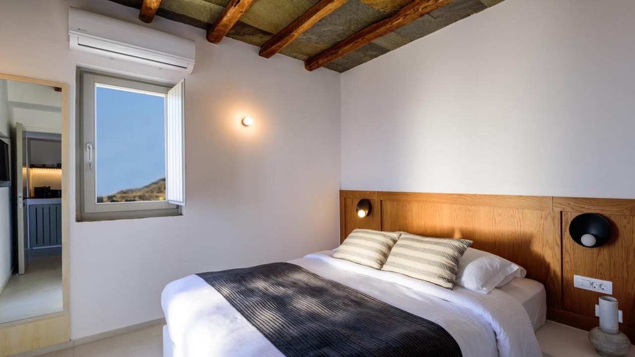 Photo of Bedroom in Ano Meria
