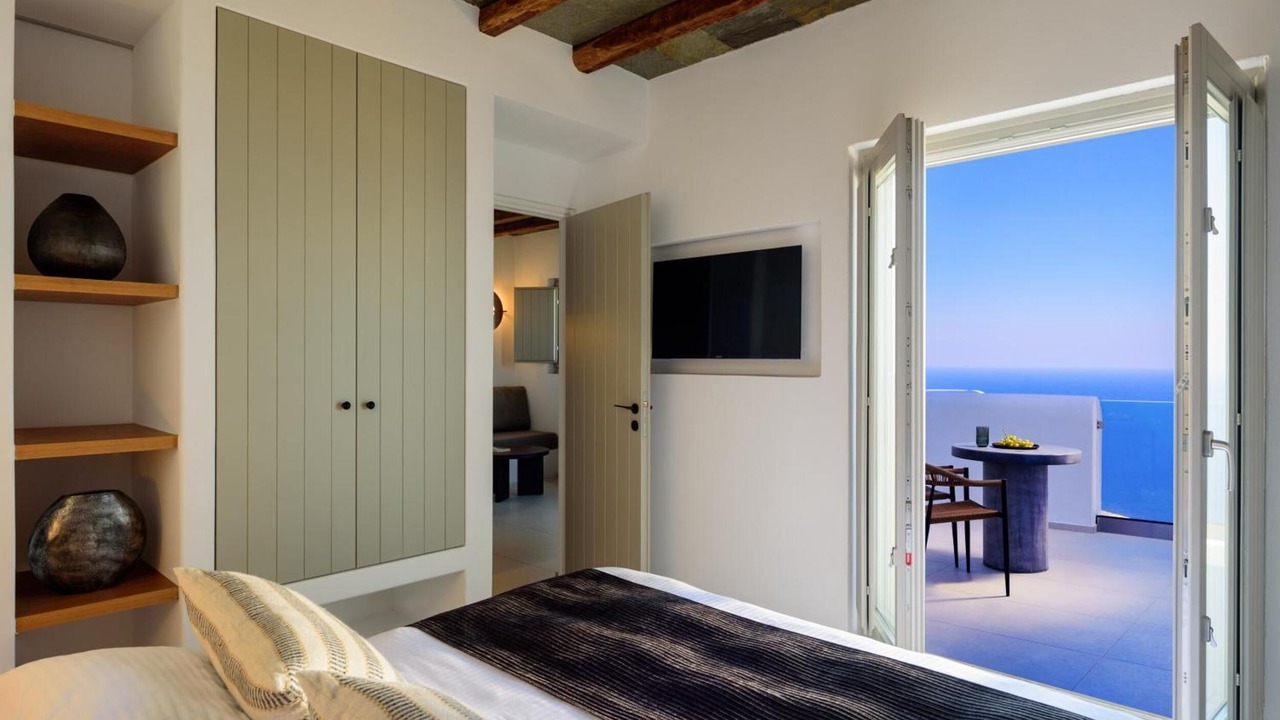 Photo of Bedroom in Ano Meria