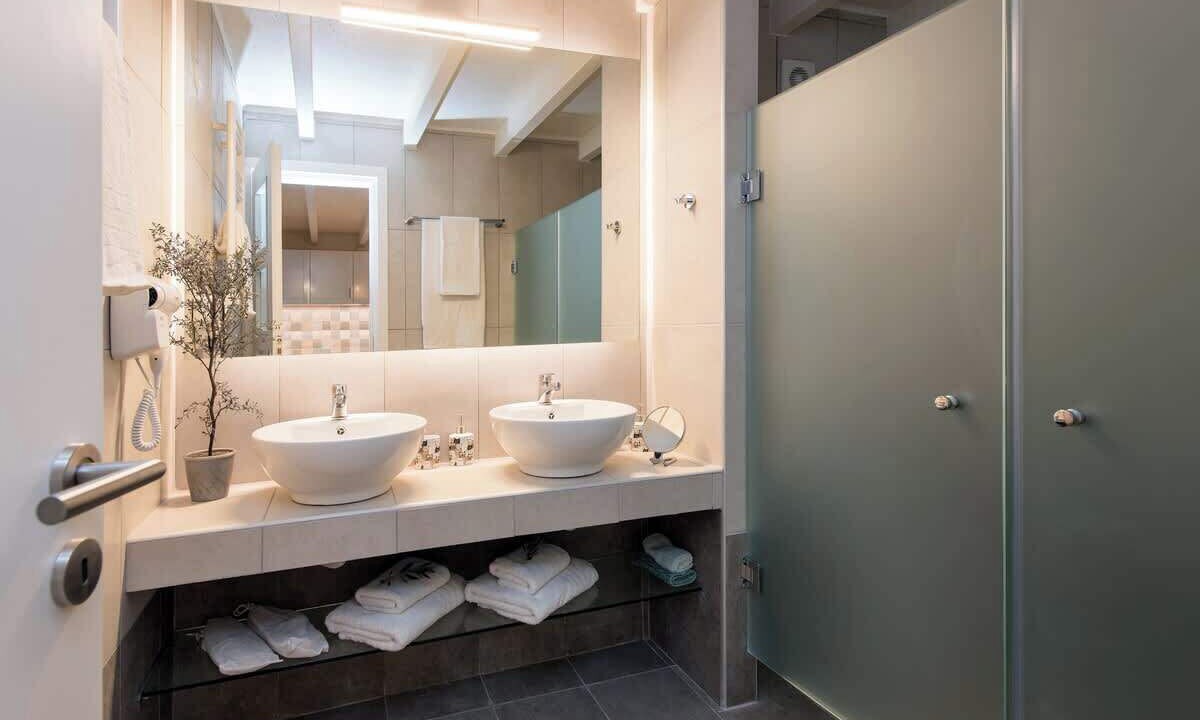 Photo of Bathroom in Agios Ioannis