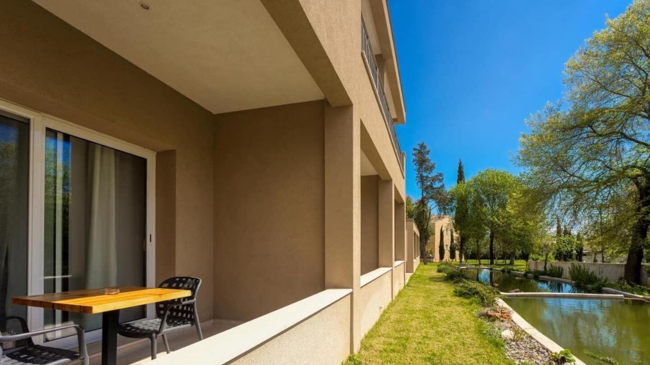 Photo of Outdoor in Alepou