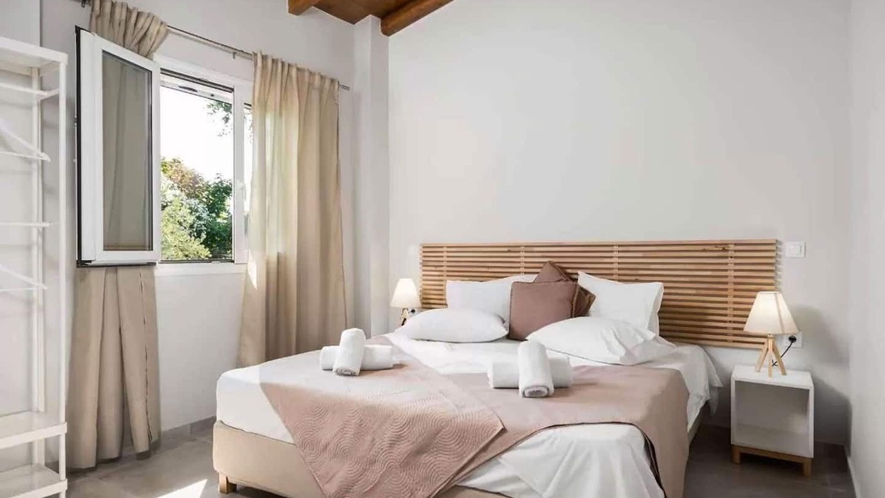 Photo of Bedroom in Alepou