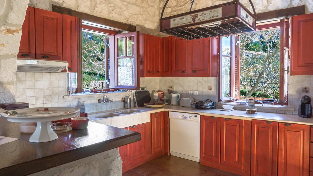 Photo of Kitchen in Agia Marina
