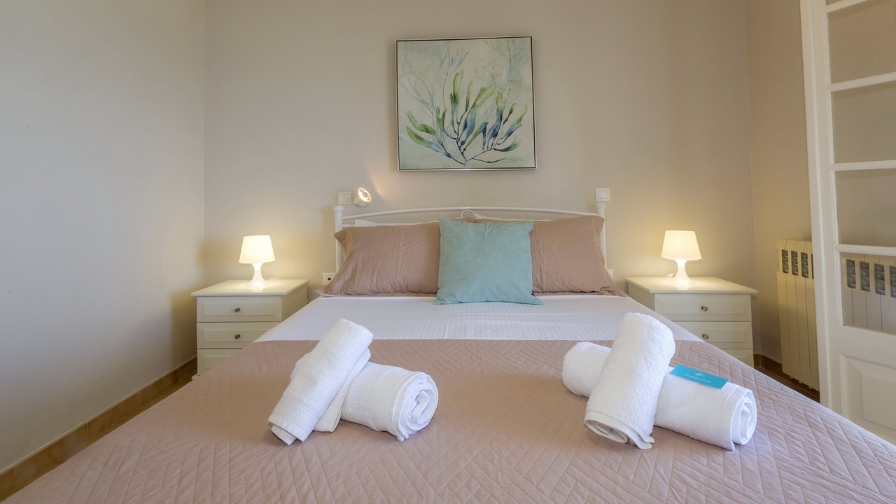 Photo of Bedroom in Apraos