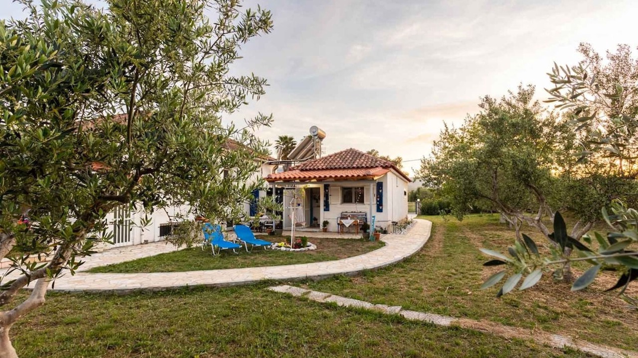 Photo of Outdoor in Messini