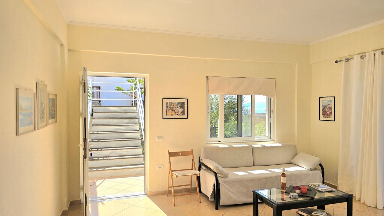 Photo of Livingroom in Qeparo