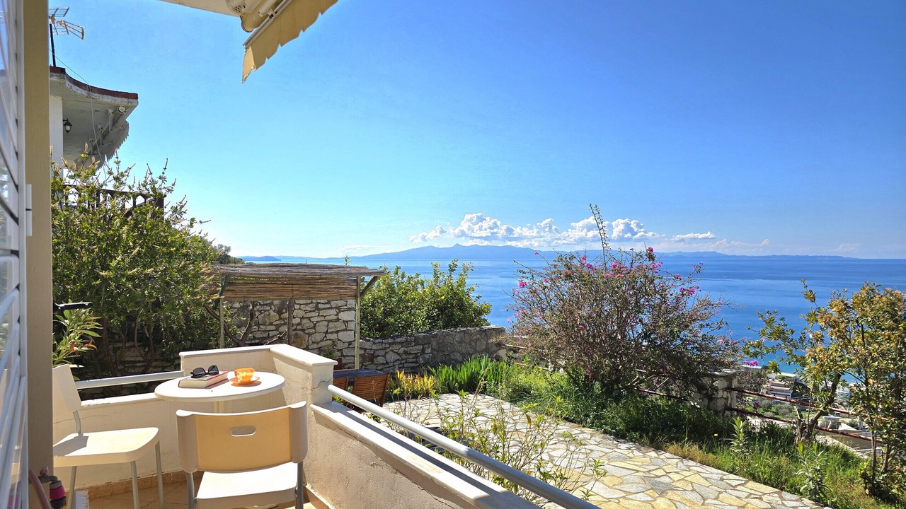 Photo of Outdoor in Qeparo
