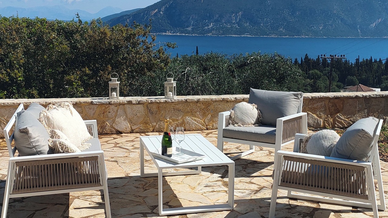 Photo of Patio Balcony in Tselendata