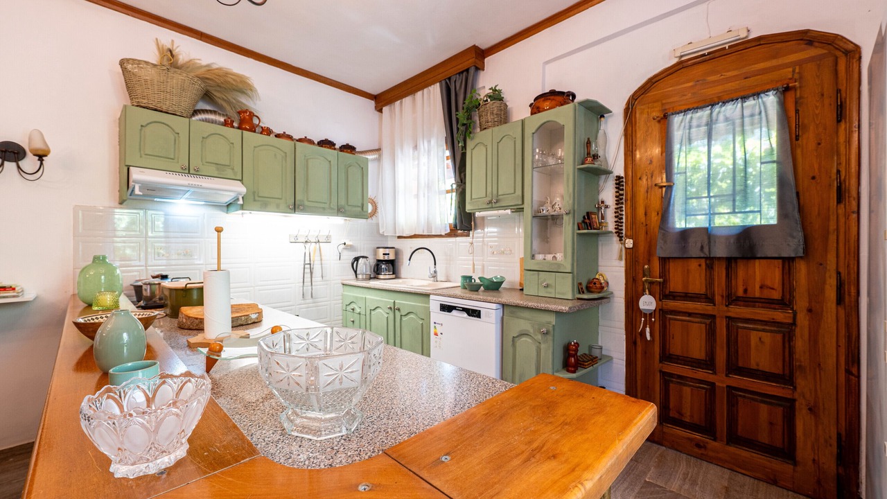 Photo of Kitchen in Lefkimmi