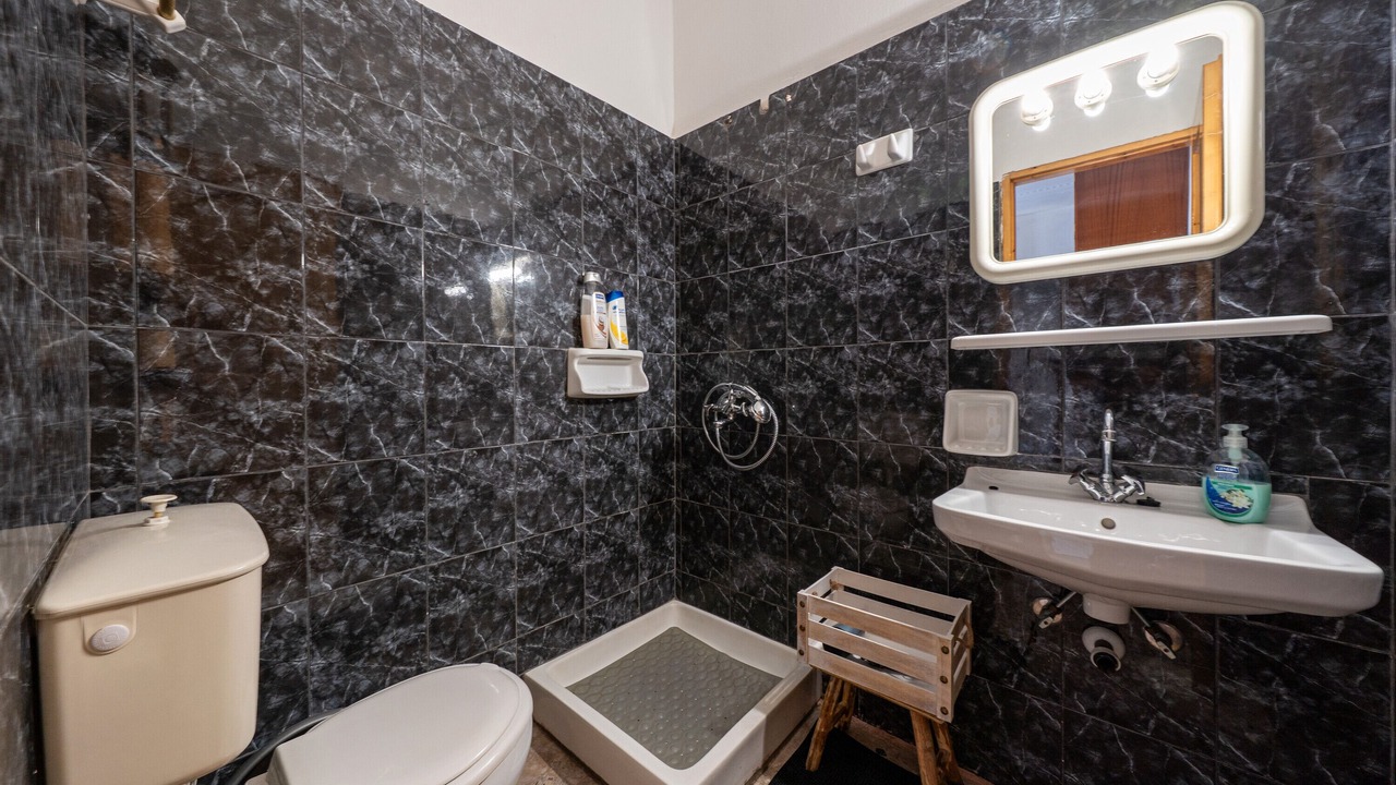 Photo of Bathroom in Lefkimmi