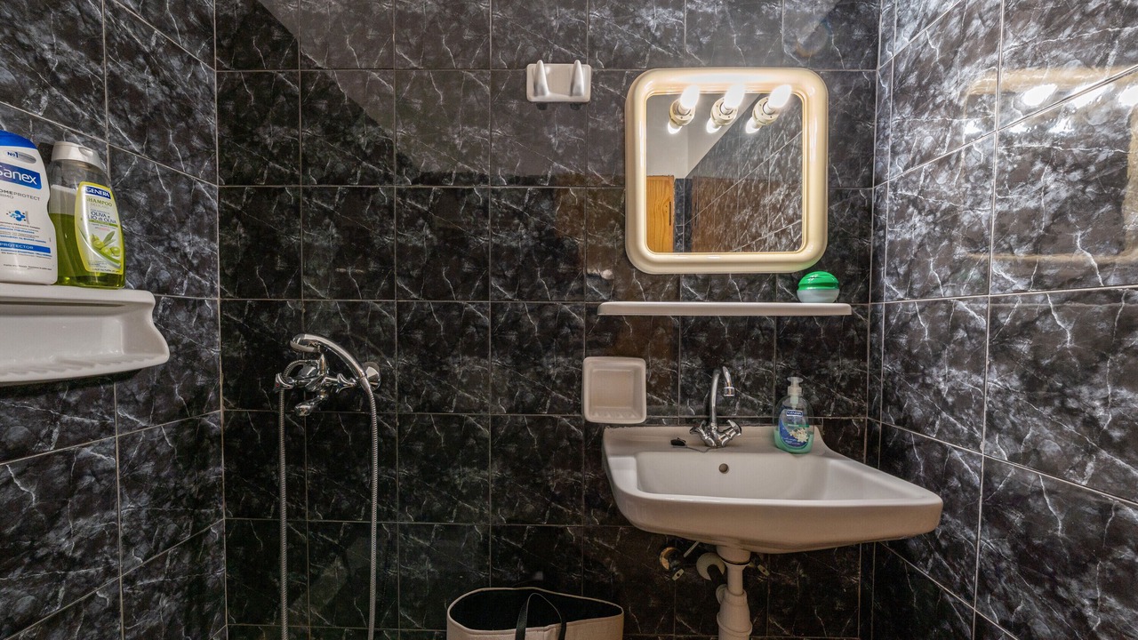 Photo of Bathroom in Lefkimmi