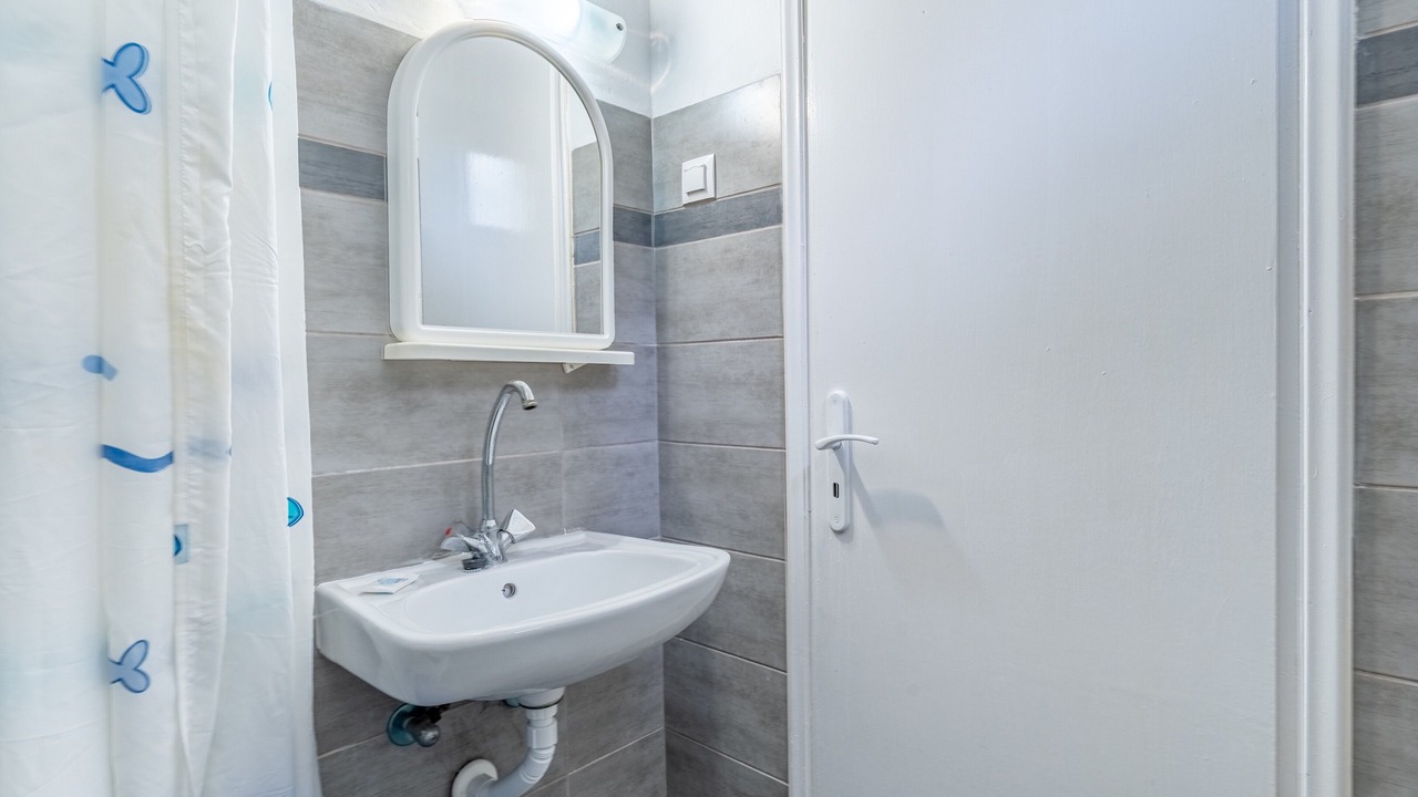 Photo of Bathroom in Marathias